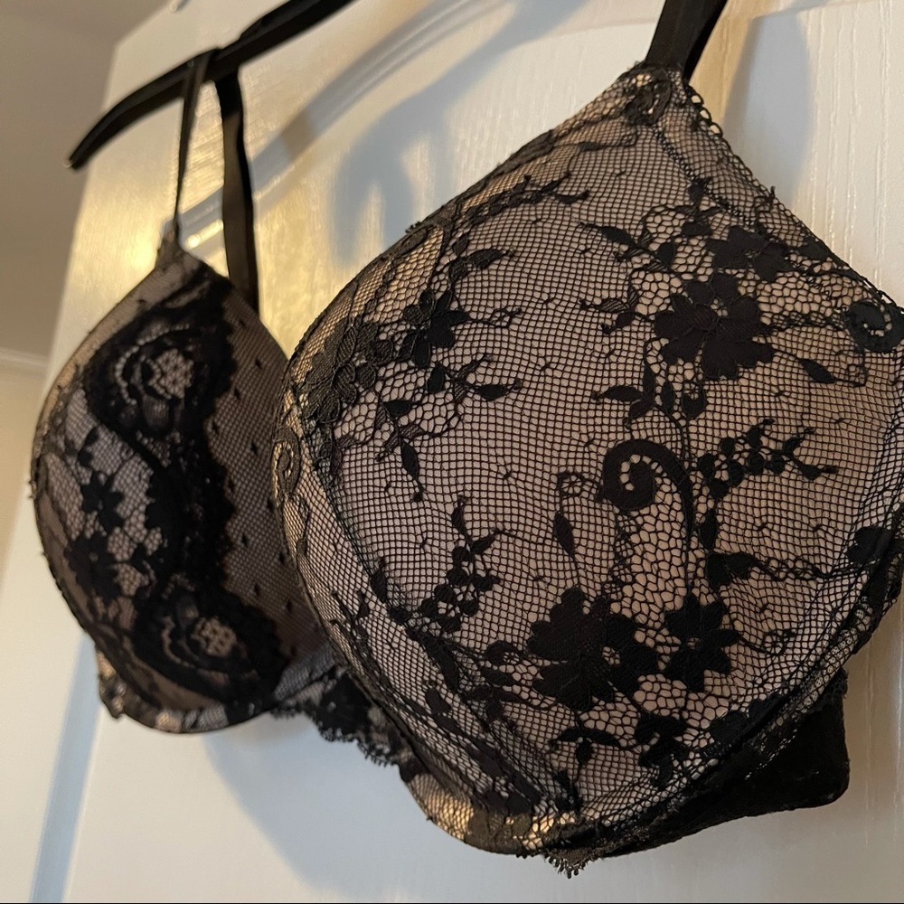 Victoria’s Secret Bra - Picture 2 of 7